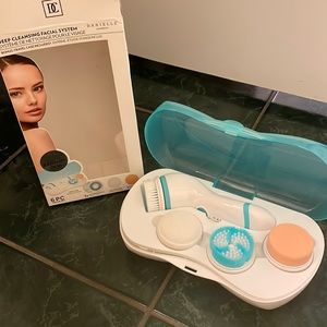 Deep Cleaning Facial System